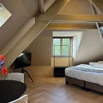 W Kitchen & Private Bathroom 2p * Бреда
