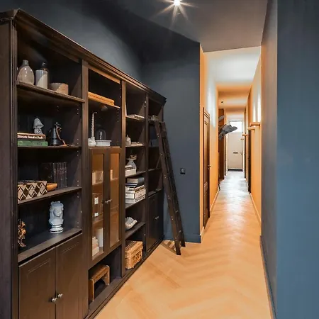 아파트호텔 Breda City Apartments 4*