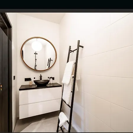 W Kitchen&private Bathroom 2p Breda