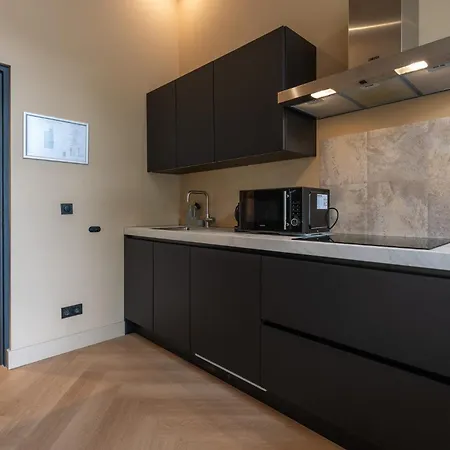W Kitchen & Private Bathroom 2p Lägenhet
