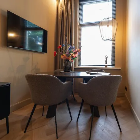 Apartmán W Kitchen & Private Bathroom 2p *