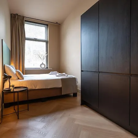 W Kitchen & Private Bathroom 2p شقة