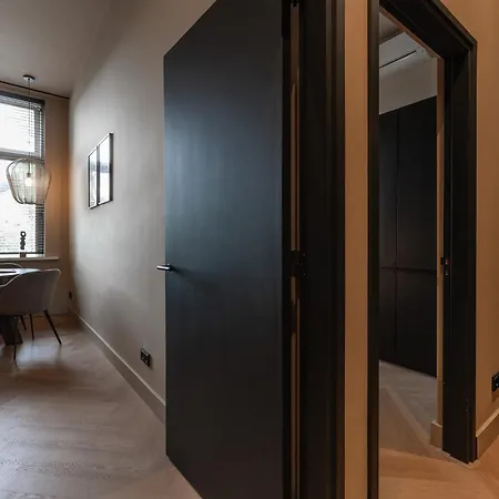 W Kitchen & Private Bathroom 2p شقة بريدا