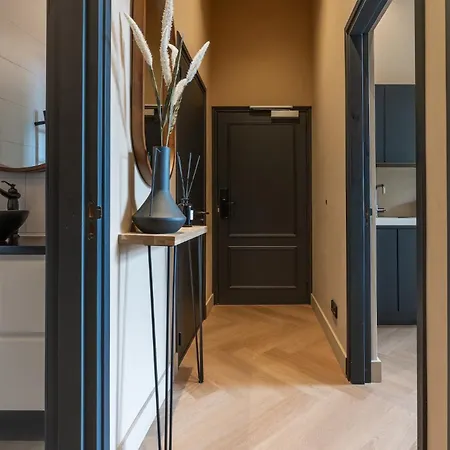 W Kitchen&private Bathroom 2p * Breda