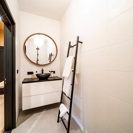 Breda City Apartments 4* Breda